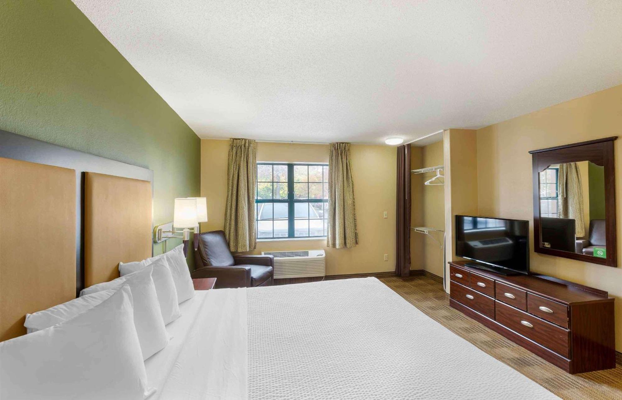 Extended Stay America Select Suites - Milwaukee - Waukesha Extérieur photo