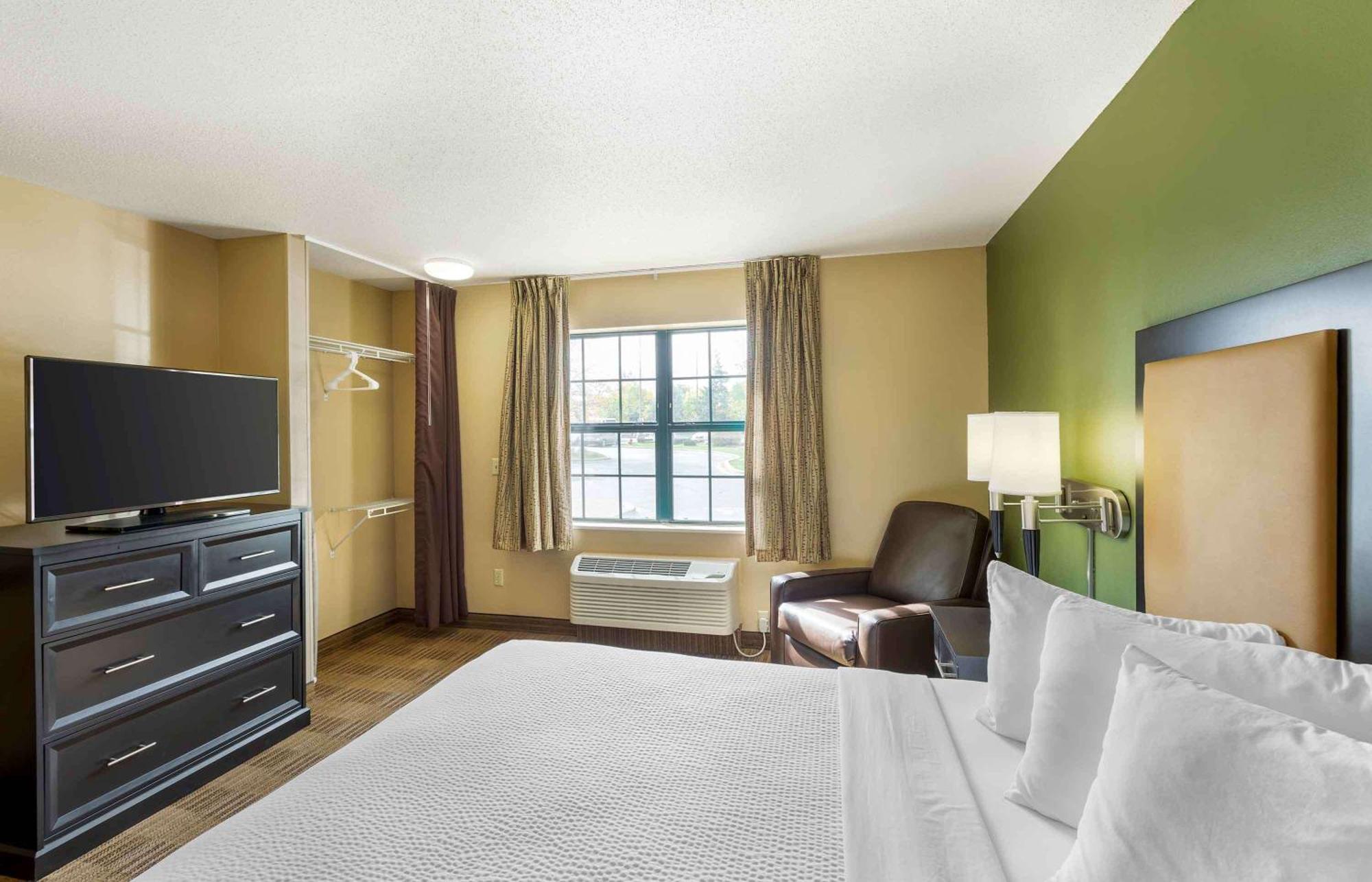 Extended Stay America Select Suites - Milwaukee - Waukesha Extérieur photo
