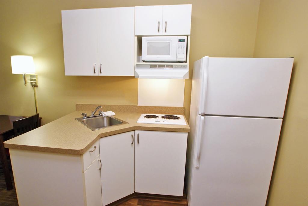 Extended Stay America Select Suites - Milwaukee - Waukesha Extérieur photo