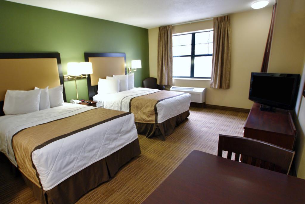 Extended Stay America Select Suites - Milwaukee - Waukesha Extérieur photo
