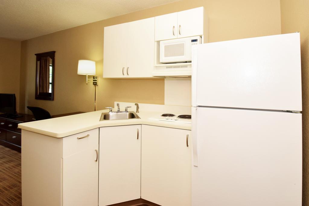 Extended Stay America Select Suites - Milwaukee - Waukesha Extérieur photo