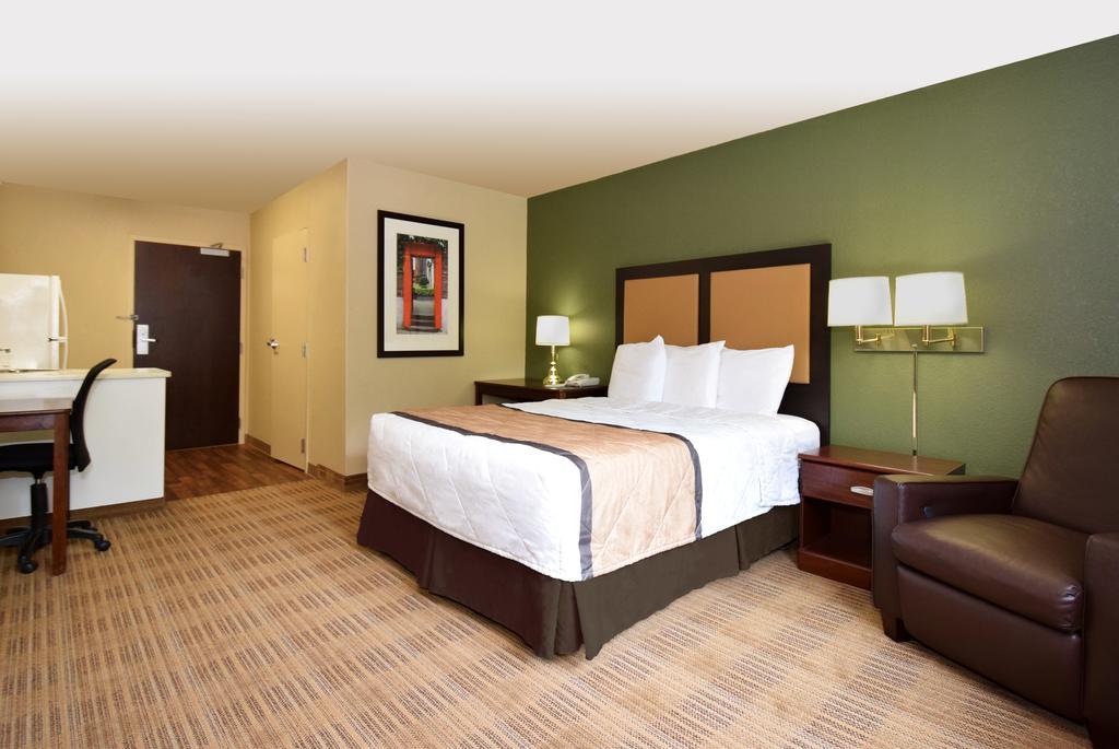 Extended Stay America Select Suites - Milwaukee - Waukesha Extérieur photo