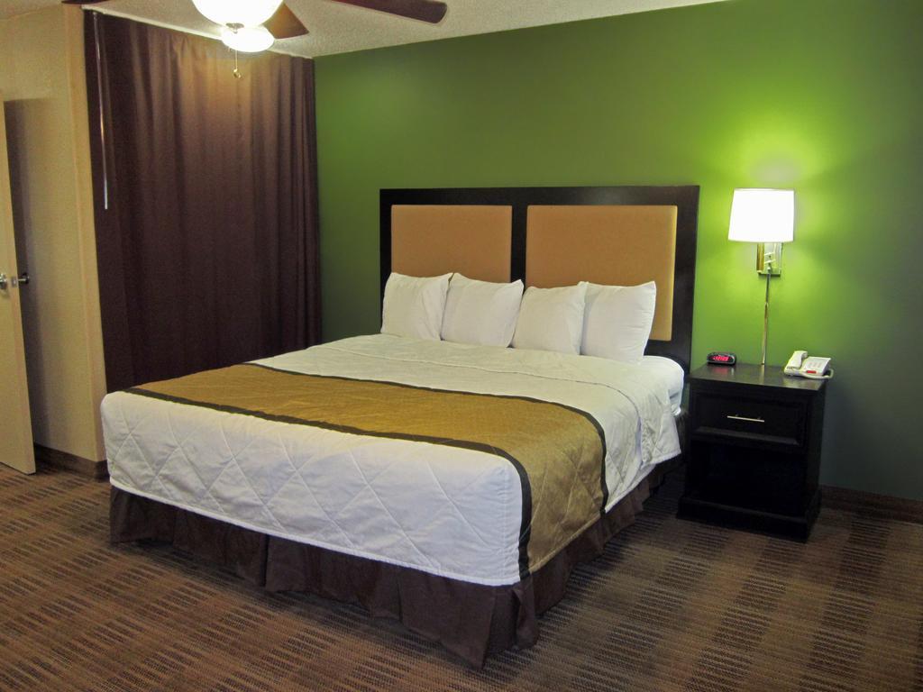 Extended Stay America Select Suites - Milwaukee - Waukesha Extérieur photo